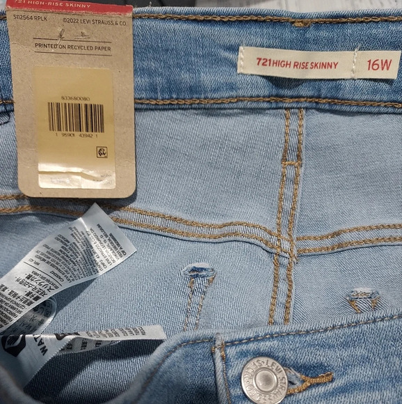 NWT Levi's Light Wash 721 High Rise Skinny Jeans in Size 16 W Wide S Short - Picture 14 of 15